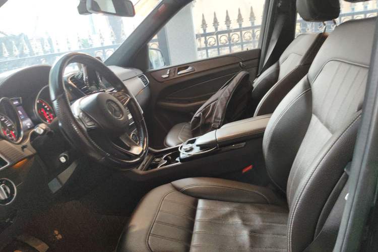 Used Mercedes-Benz GLE 2019 GLE 320 4MATIC Dynamic Edition Prestige Model
