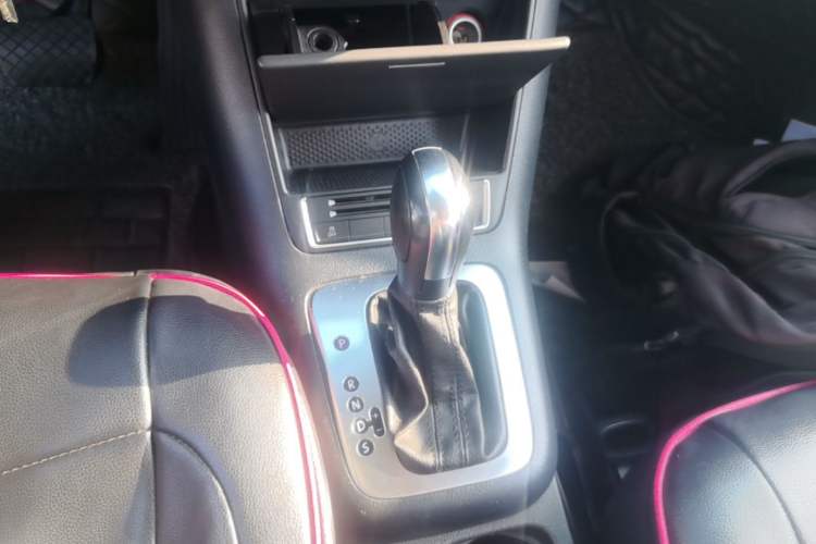 Used Volkswagen Tiguan 2017 300TSI Automatic Two-Wheel Drive Silk Road Luxury Edition