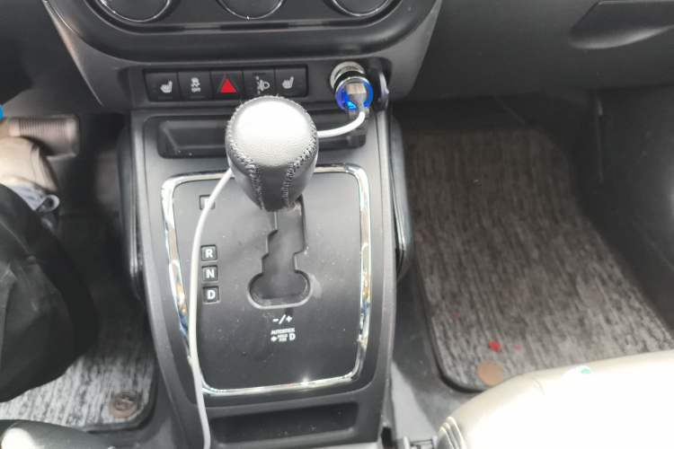 Used Jeep Compass 2013 2.0L two-wheel drive luxury version
