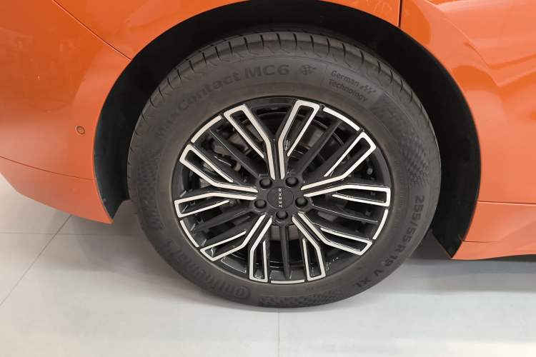 Used Zeekr 001 2025 WE Edition 95 kWh All-Wheel Drive
