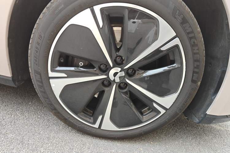 Used Nio ET5T 2025 75 kWh Touring
