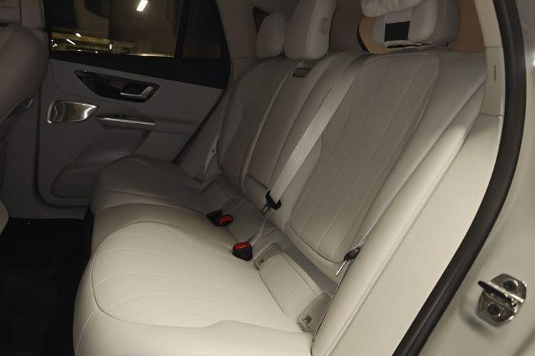 Used Mercedes-Benz EQE SUV 2023 350 4MATIC Luxury Edition