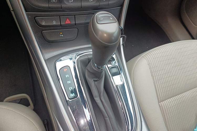 Used Chevrolet Malibu 2014 2.0L Automatic Comfort Edition