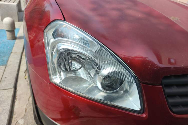 Used Nissan Qashqai 2008 16G Style 5MT 2WD Right Front Headlight