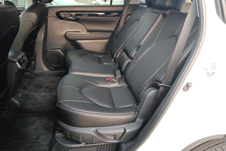 Used Toyota Highlander 2024 2.5L Smart Electric Hybrid Dual-Motor Two-Wheel-Drive Elite Edition 5 Seats
