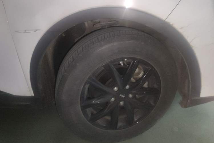 Used SWM G05 2022 PRO 1.5T DCT Luxury Model 7 Seats