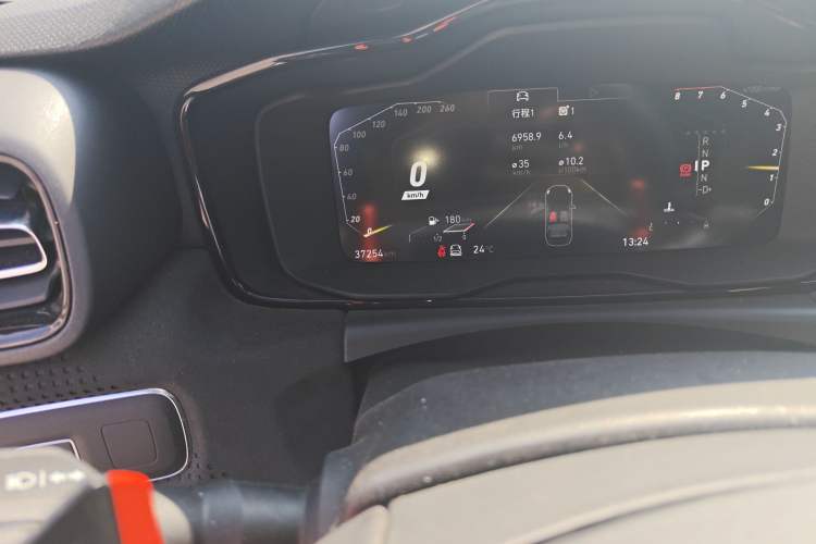 Used Lynk & Co 02 Hatchback 2021 2.0TD Halo