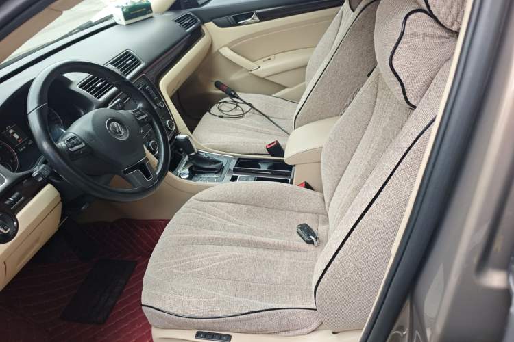 Used Volkswagen Passat 2015 1.8TSI DSG Prestige Edition Left Front Seat