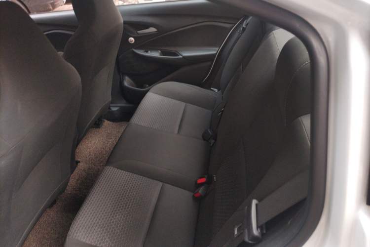 Used Chevrolet Cavalier 2022 325T Automatic Enjoyment Edition Left Rear Seat