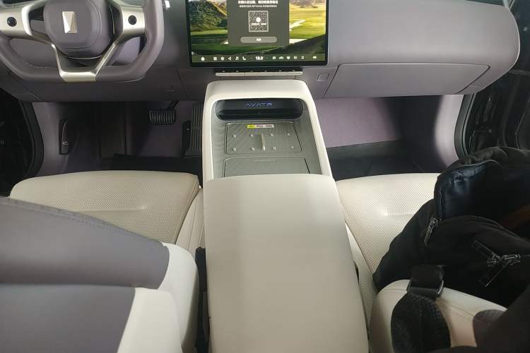 Used Avatr 12 2025 Ultra Extended-Range Edition
