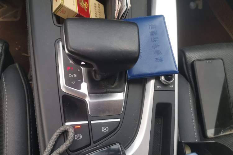 Used Audi A4L 2022 40 TFSI Luxury Dynamic Model