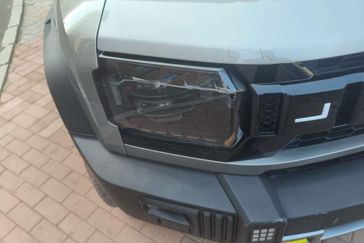 Used JETOUR Traveler 2025 2.0TD DCT XWD Cross-country Right Front Headlight