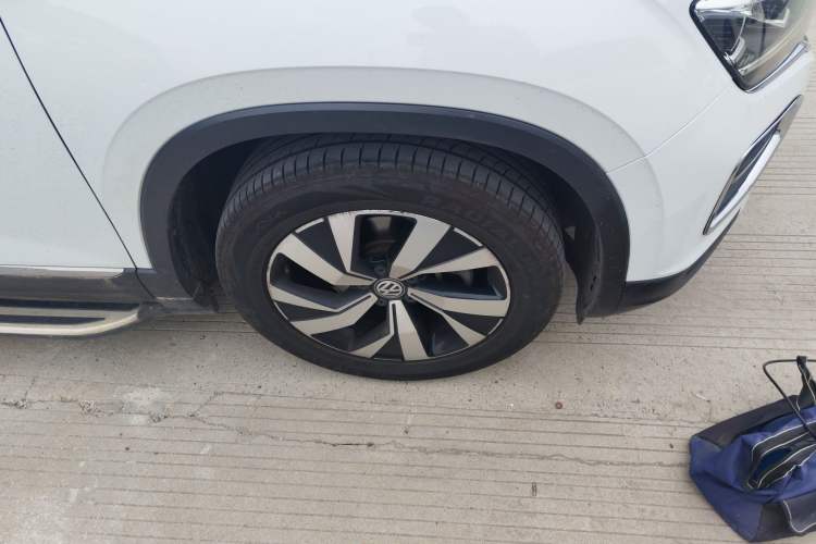 Used Volkswagen Tayron 2019 330TSI Two-Wheel Drive Luxury Model China VI Standard