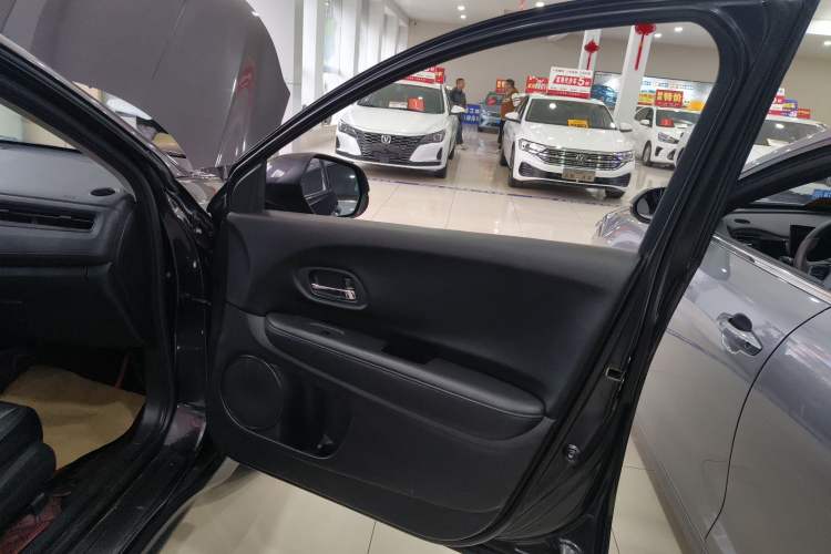 Used Honda Vezel 2020 1.5L CVT Elite Edition