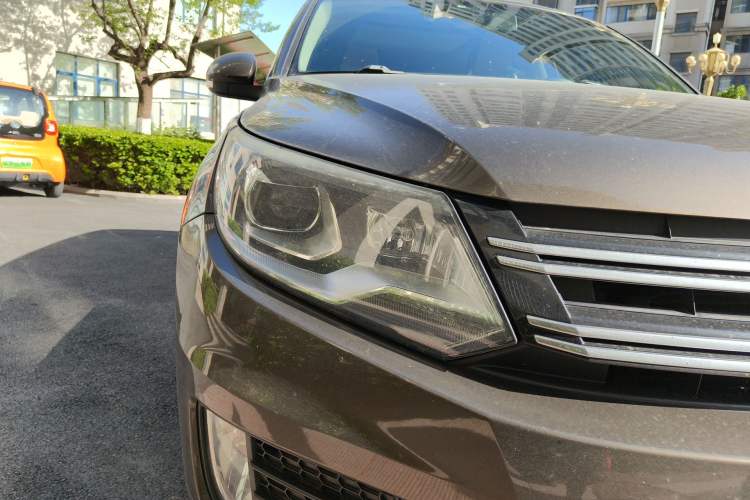 Used Volkswagen Tiguan 2013 1.8TSI Automatic Two-Wheel Drive Luxury Model Right Front Headlight