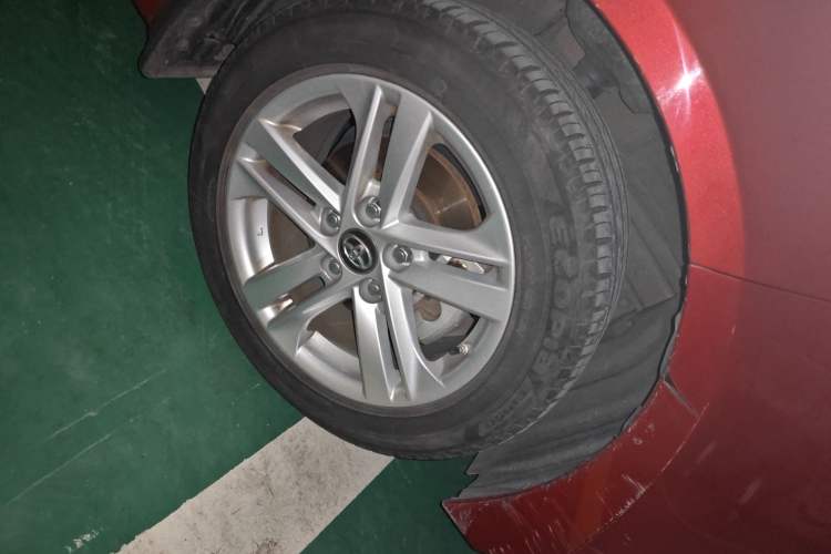 Used Toyota Levin 2021 185T CVT Luxury Edition Right Front Wheel Hub