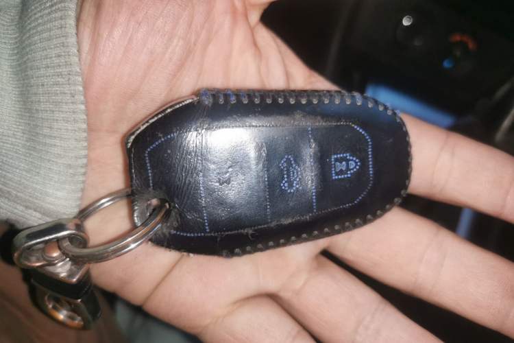 Used Citroen C4L 2015 1.2T Automatic Prestige Edition
