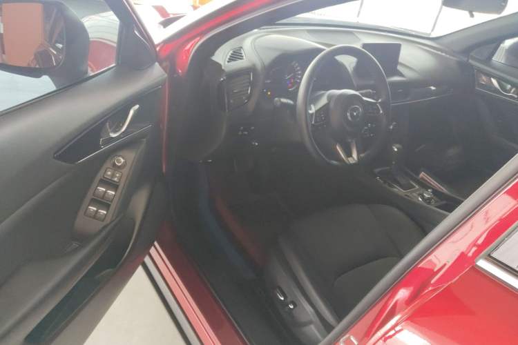 Used Mazda CX-4 2021 2.0L Automatic Two-Wheel Drive Blue Sky Exploration Edition
