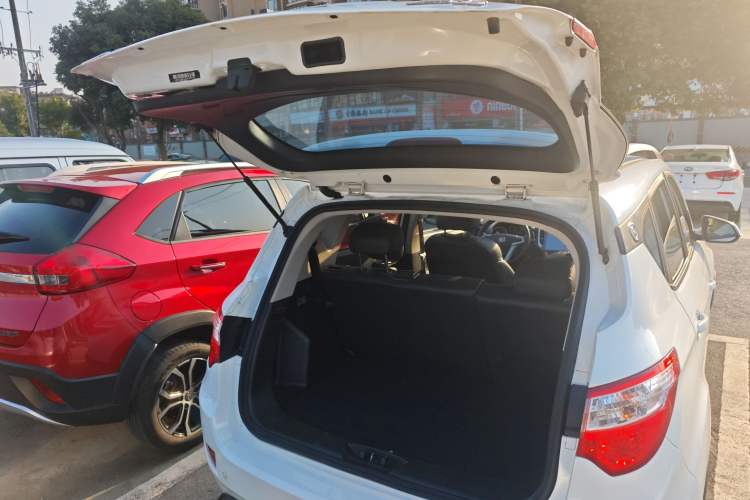 Used Changan CS35 2016 1.6L Manual Luxury Model China IV Standard