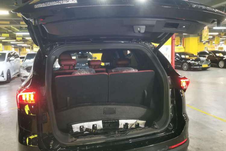 Used JETOUR X70 PLUS 2024 Champion Edition 1.5T DCT Champion MAX 7-Seater