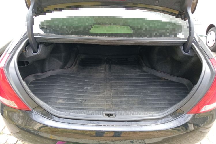 Used Toyota Crown 2010 2.5L Royal Genuine Leather Edition Trunk