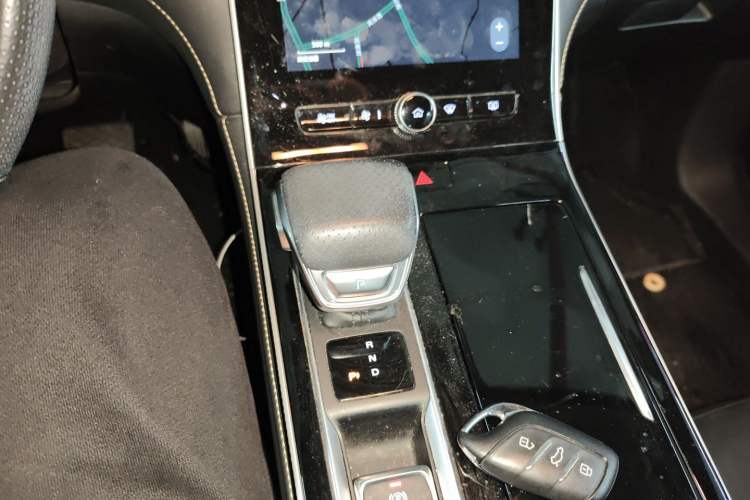 Used Roewe i6 MAX New Energy 2020 1.5T PHEV Sporty Cool Edition Gear Lever