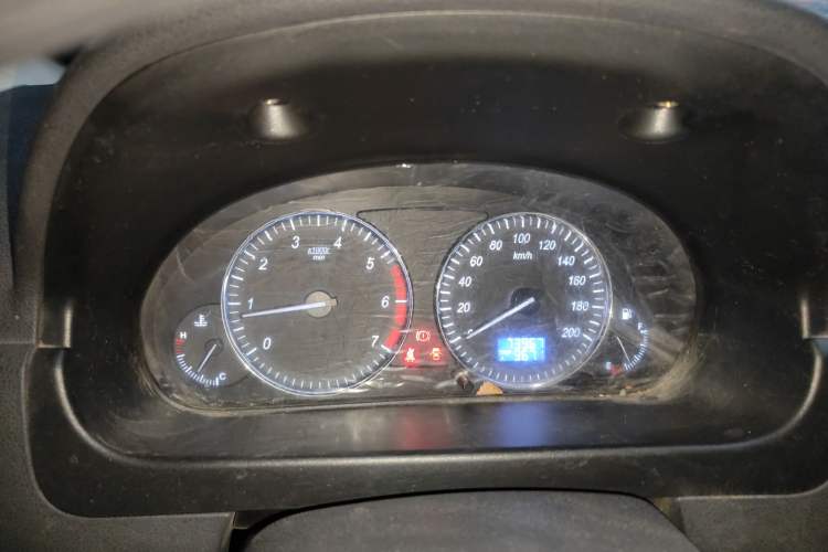 Used BAIC Changhe M50S 2015 1.4L revised economy-class K14B
