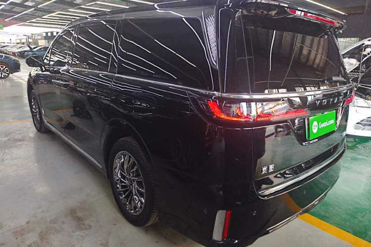 Used VOYAH Dream 2024 PHEV Ultra-Long Range Flagship Edition
