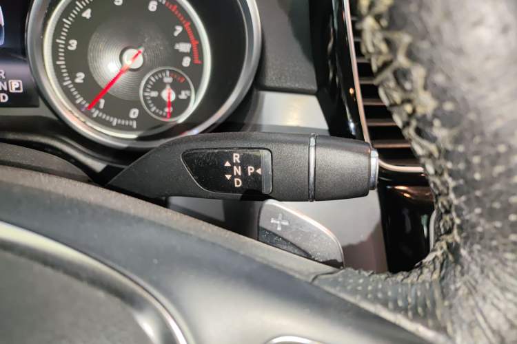 Used Mercedes-Benz GLE Coupe 2015 GLE 320 4MATIC Coupe SUV Gear Lever