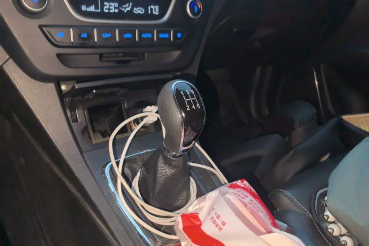 Used Geely Auto Emgrand 2017 Sedan Million Edition 1.5L Manual - Upward Version
