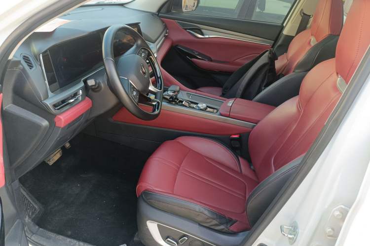 Used Changan CS75 PLUS 2022 1.5T Automatic Luxury Model
