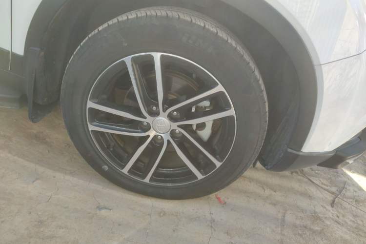 Used Bestune X40 2017 1.6L Automatic Prestige Edition Right Front Wheel Hub