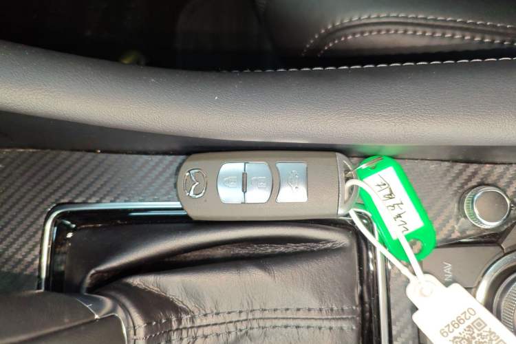 Used Mazda Atenza 2021 2.0L Blue Sky Luxury Edition Interior 1