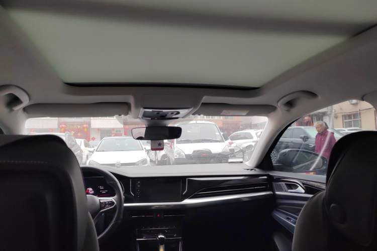 Used Volkswagen Passat 2023 Restyled 330TSI Starry Luxury Edition
