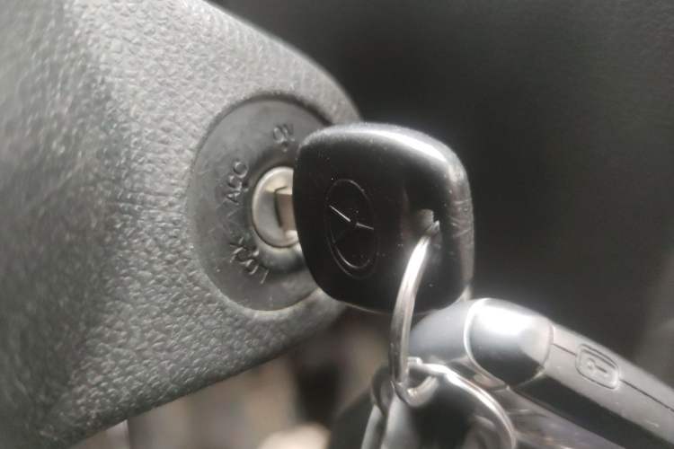 Used JAC Group Yueyue 2012 CROSS 1.0L Luxury Model