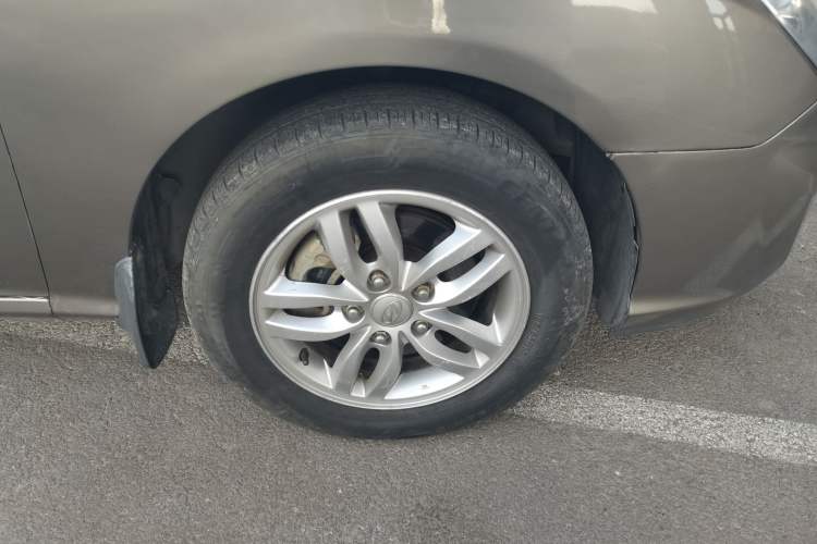 Used Hyundai Celesta 2011 1.6L Manual Comfort Edition
