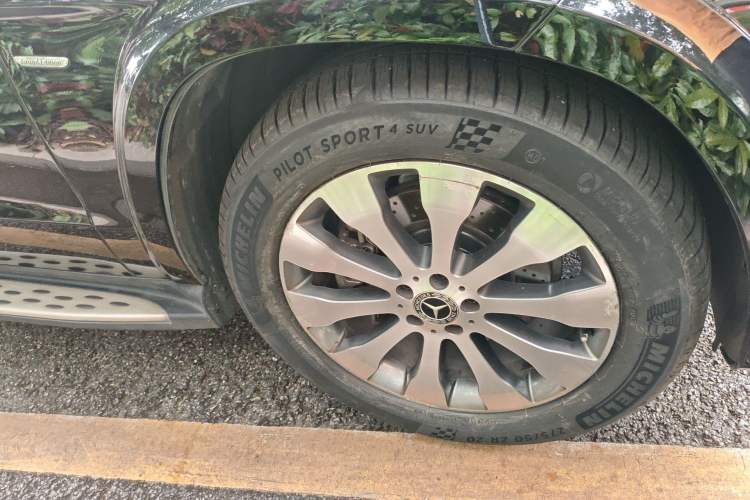 Used Mercedes-Benz GLS 2018 Refreshed GLS 400 4MATIC Dynamic Edition
