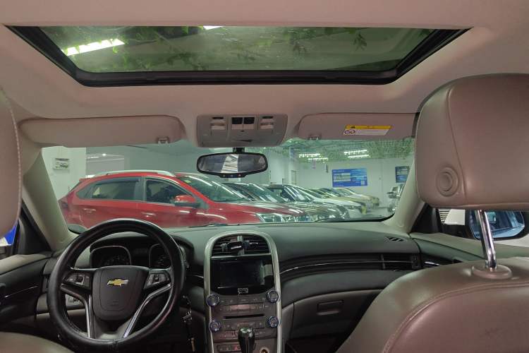 Used Chevrolet Malibu 2014 2.0L Automatic Luxury Edition Headliner