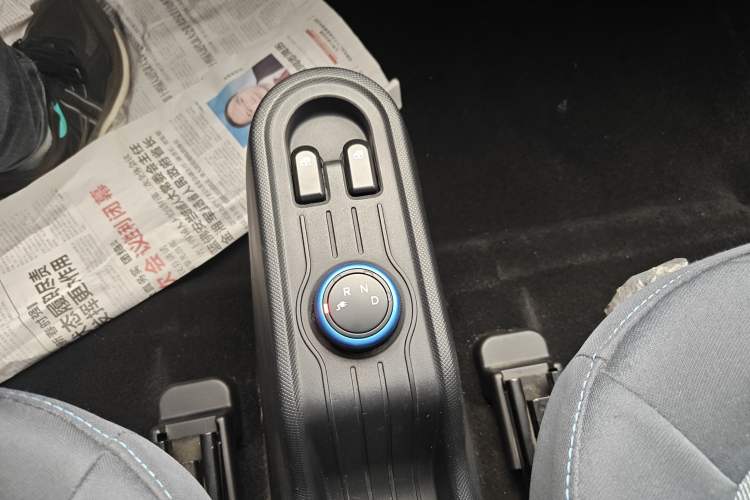 Used Wuling Hongguang MINIEV 2020 Zizai Version Lithium-NMC Gear Lever