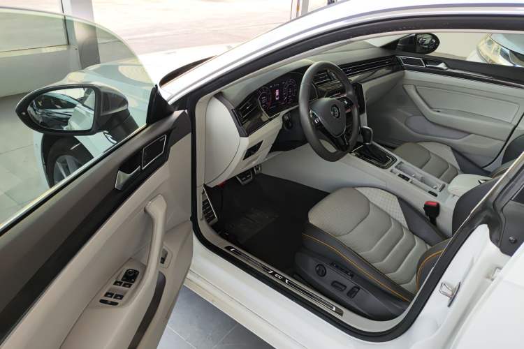 Used Volkswagen FAW-Volkswagen CC 2019 380TSI Yeyan Edition China V Standard