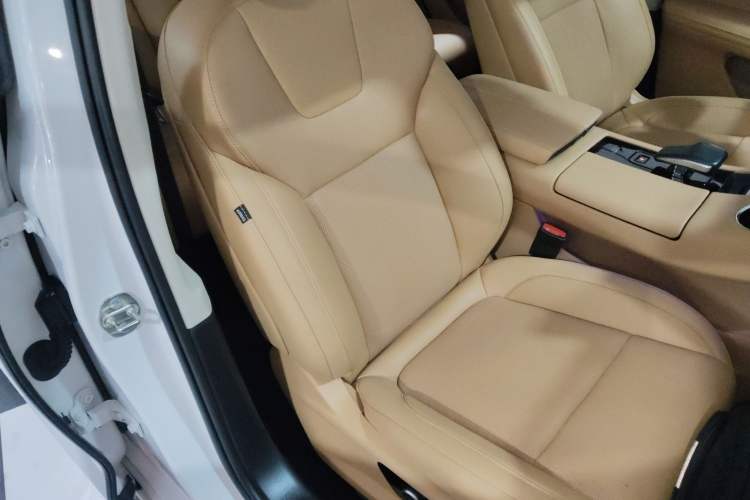 Used Hima AITO M5 2022 Range-Extended Rear-Drive Standard Version
