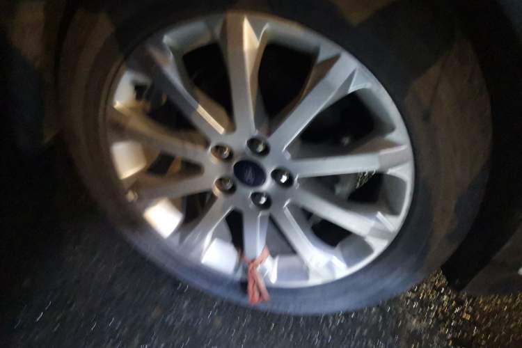 Used Ford Kuga 2013 1.6L GTDi Two-Wheel-Drive Trend Model
