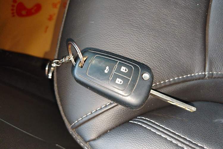 Used Buick GT 2015 15N Automatic Deluxe Edition Vehicle Key
