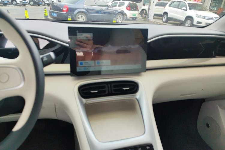 Used Geely Galaxy Geome 2025 310km Youth Edition Audio And AC Panel