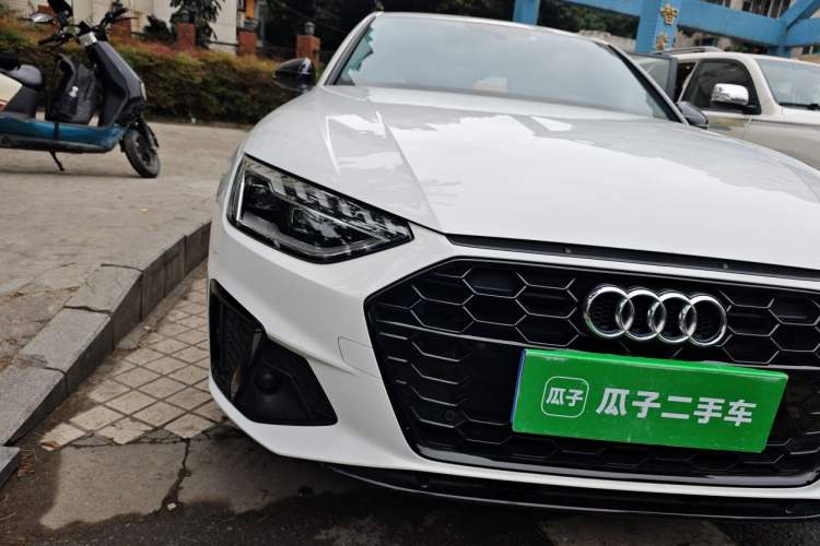 Used Audi A4L 2022 40 TFSI Luxury Dynamic Model