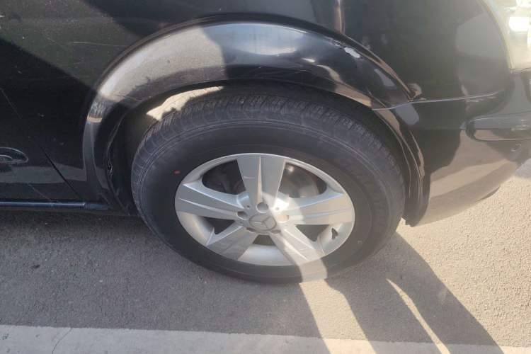 Used Mercedes-Benz Viano 2011 2.5L Navigator Edition
