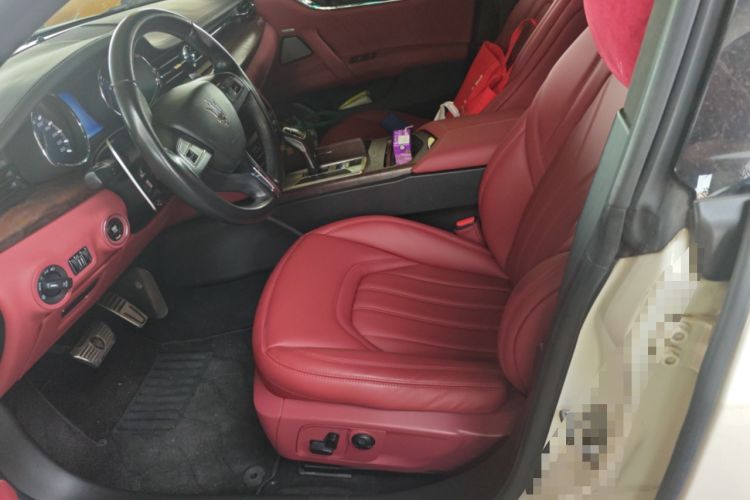 Used Maserati President  Left Front Seat