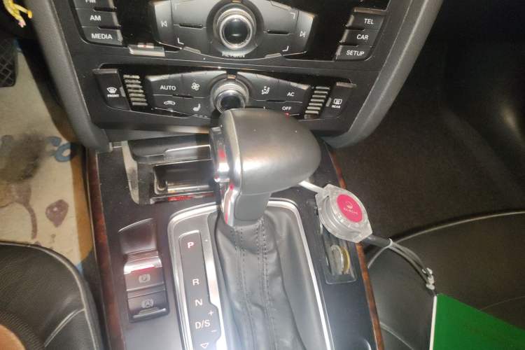 Used Audi A4L 2013 35 TFSI Automatic Standard Model
