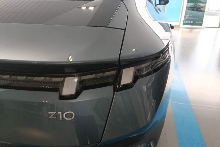 Used Lynk & Co Z10 2025 95 kWh 702 km All-Wheel Drive Intelligent Driving Ultra
