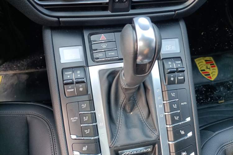 Used Porsche Macan 2021 Macan S 3.0T
